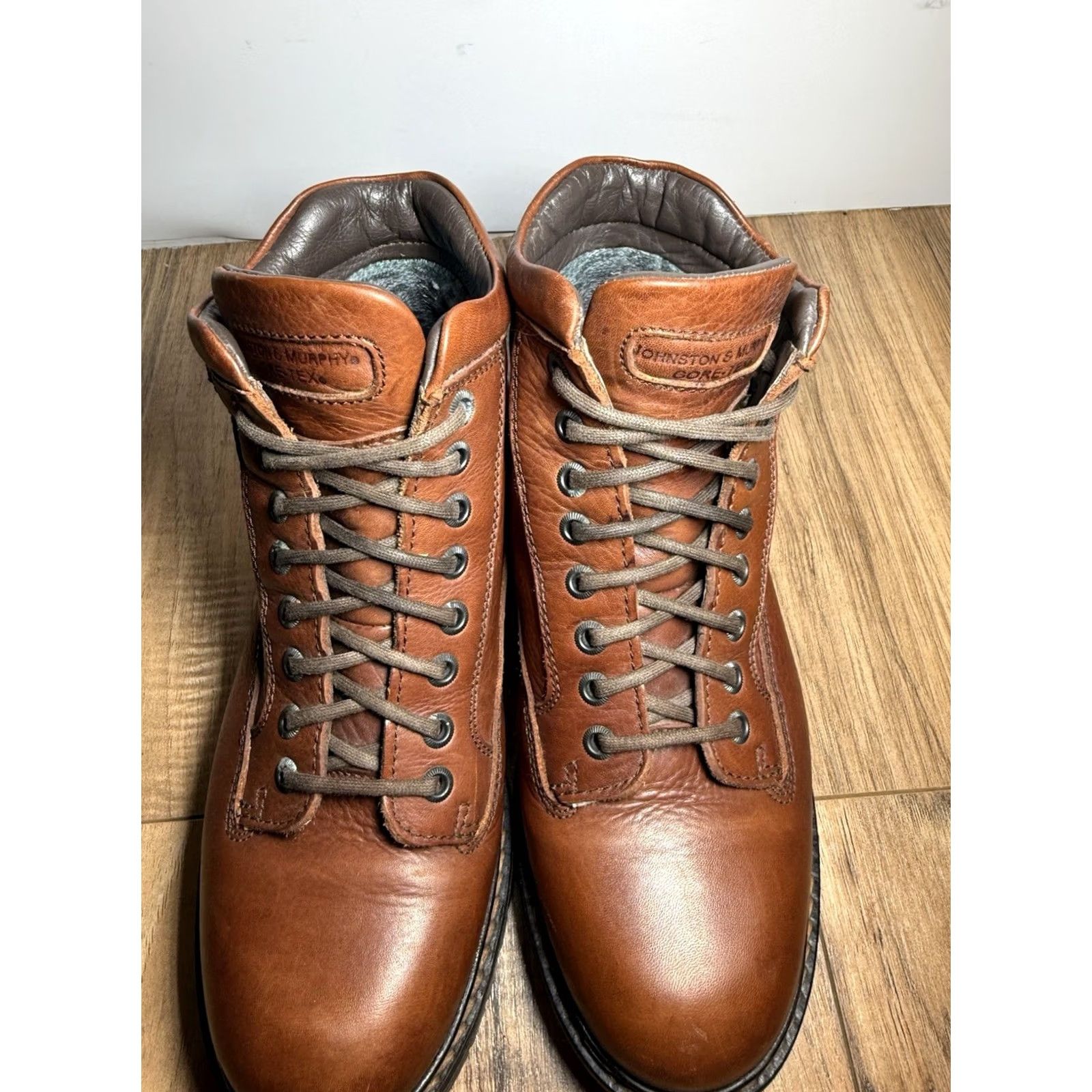 Johnston & Murphy Johnston & Murphy all-weather Gore-Tex Leather Lug Sole Work Boots Mens 7.5 EUC Size US 8 / EU 41 - 7 Thumbnail
