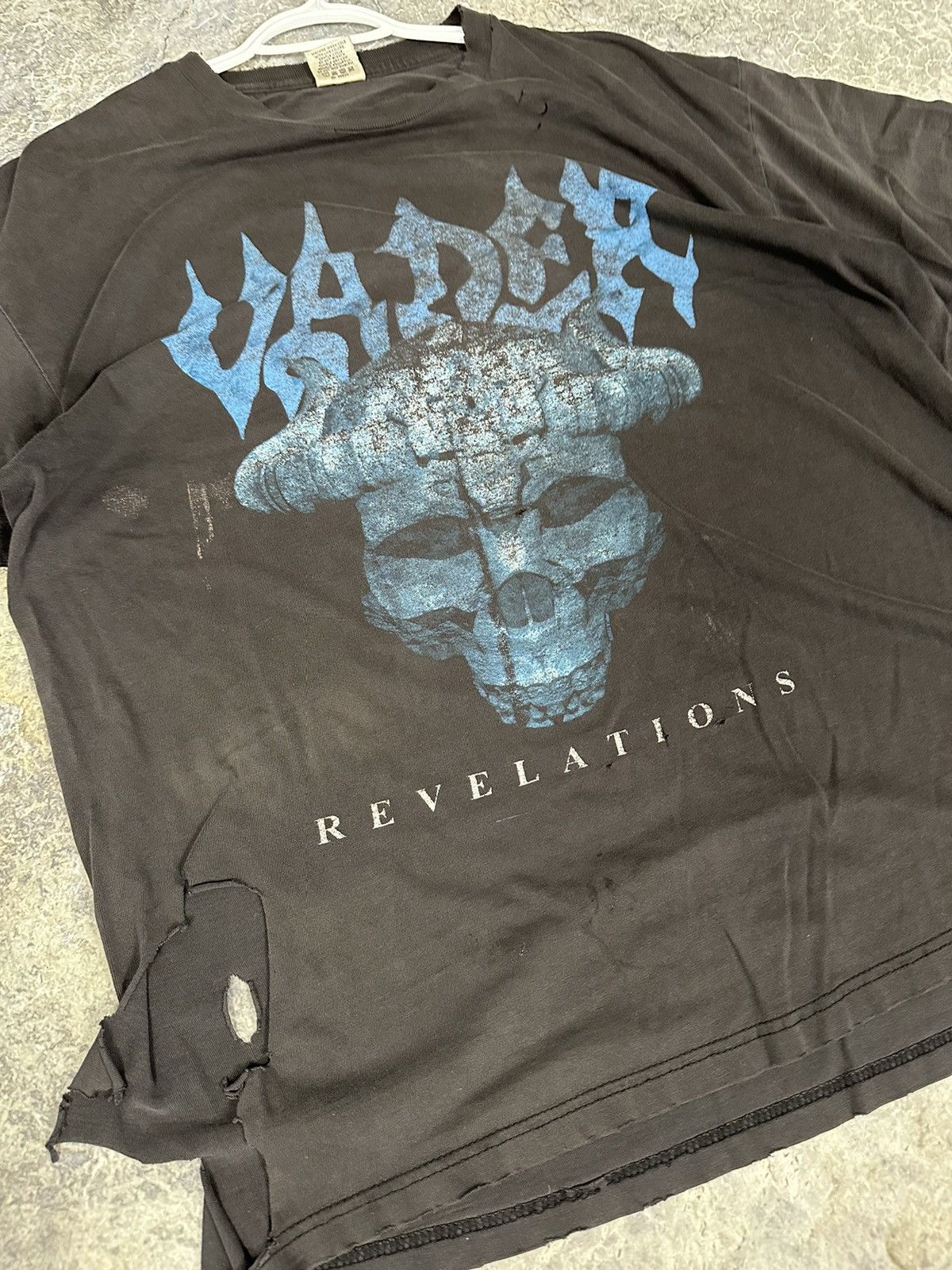 Band Tees × Vintage Vintage Thrashed Revelations Blue Flame Tee Size US XL / EU 56 / 4 - 3 Thumbnail