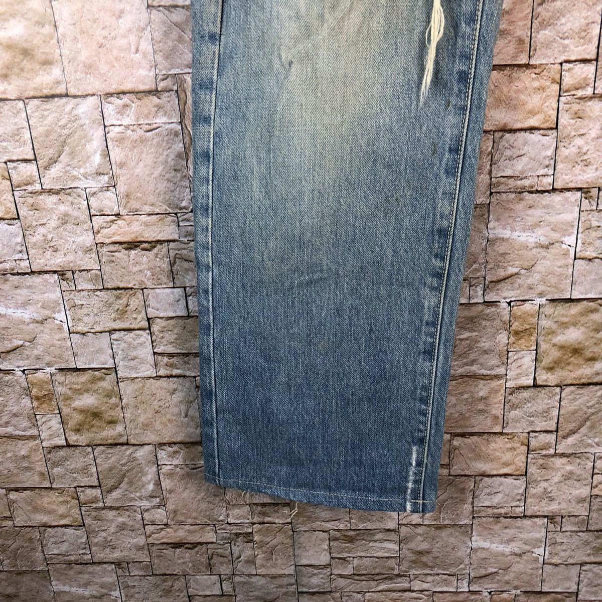 Japanese Brand Japan vintage Blue ripped Distressed Denim Pants #A949 Size US 31 - 12 Thumbnail