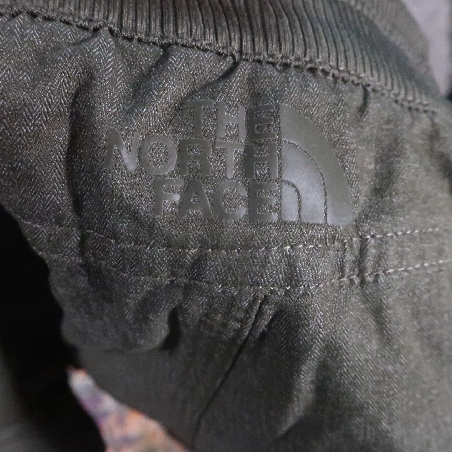 The North Face The North Face Running Shorts Womens S Performance Stretch Hiking 4 in Inseam Size 28" / US 6 / IT 42 - 4 Thumbnail