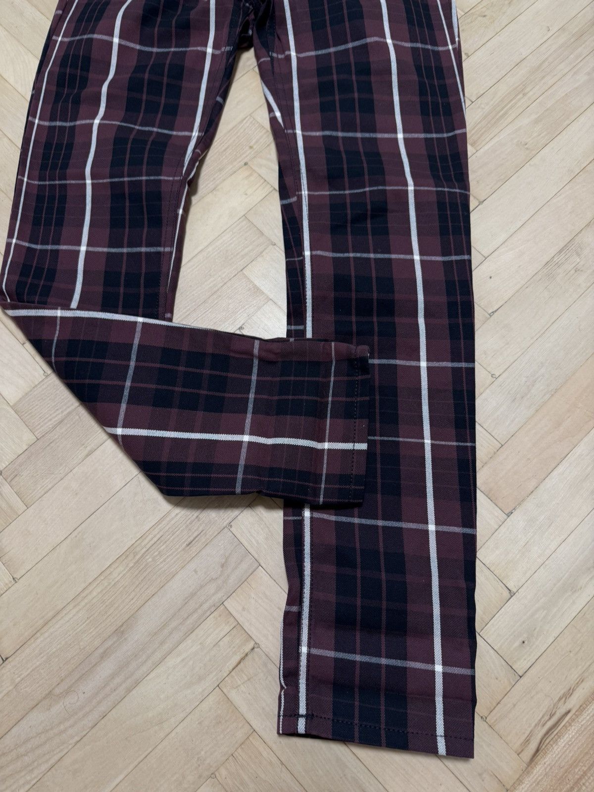 Vivienne Westwood Vivienne Westwood Tartan Tapered Trousers Anglomania Pants Size 26" / US 2 / IT 38 - 2 Thumbnail