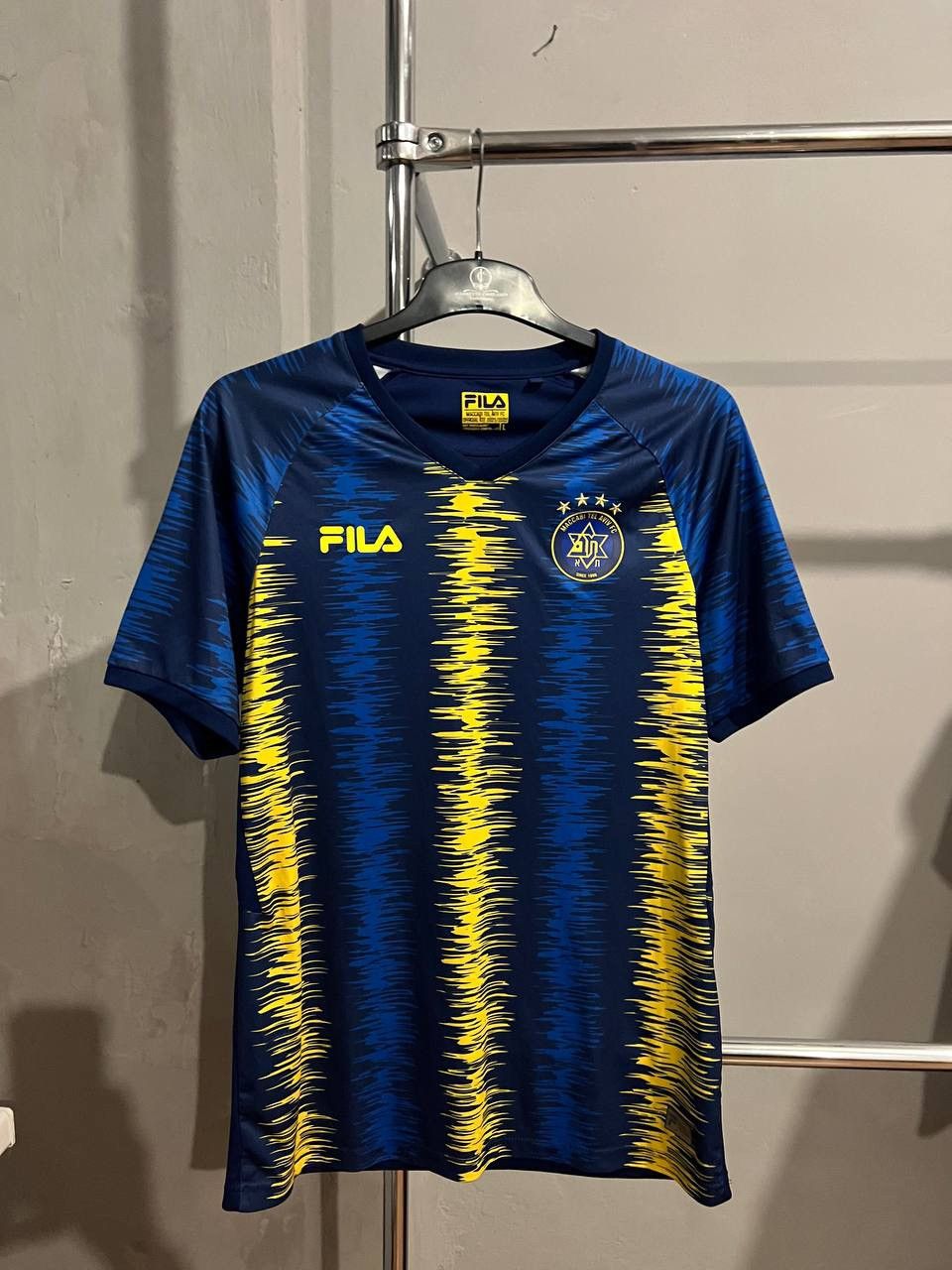 Fila 2021/22 MACCABI TEL AVIV HOME SOCCER JERSEY FOOTBALL SHIRT L Size US L / EU 52-54 / 3 - 2 Thumbnail