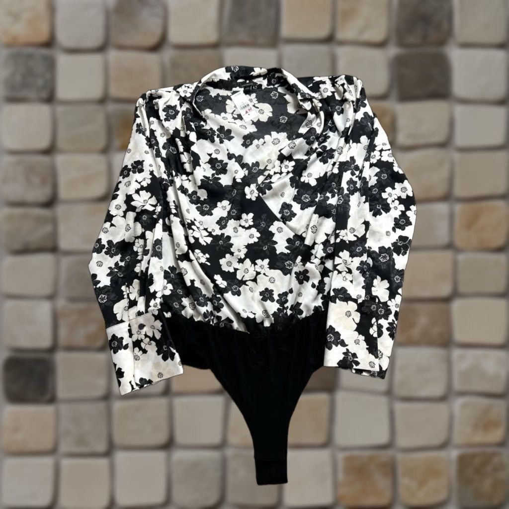 Ann Taylor VINTAGE Ann Taylor Wrap Bodysuit Womens XL Black Floral Stretch Lined Surplice Neck New Size XL / US 12-14 / IT 48-50 - 1 Thumbnail