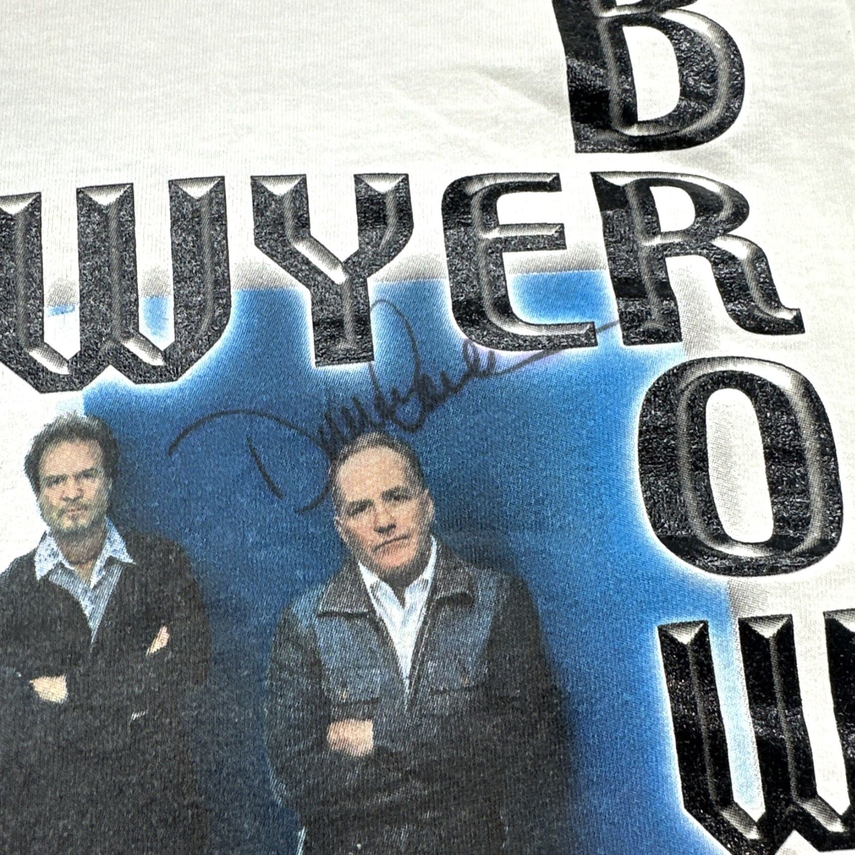 Vintage 2003 Summer Tour Signed Shirt By Sawyer Brown Band Nice Size Medium Shirt Mens M Brown Band 2003 Summer Tour Signed Shirt Sawyer Brown Mens M Brown Size US M / EU 48-50 / 2 - 5 Thumbnail