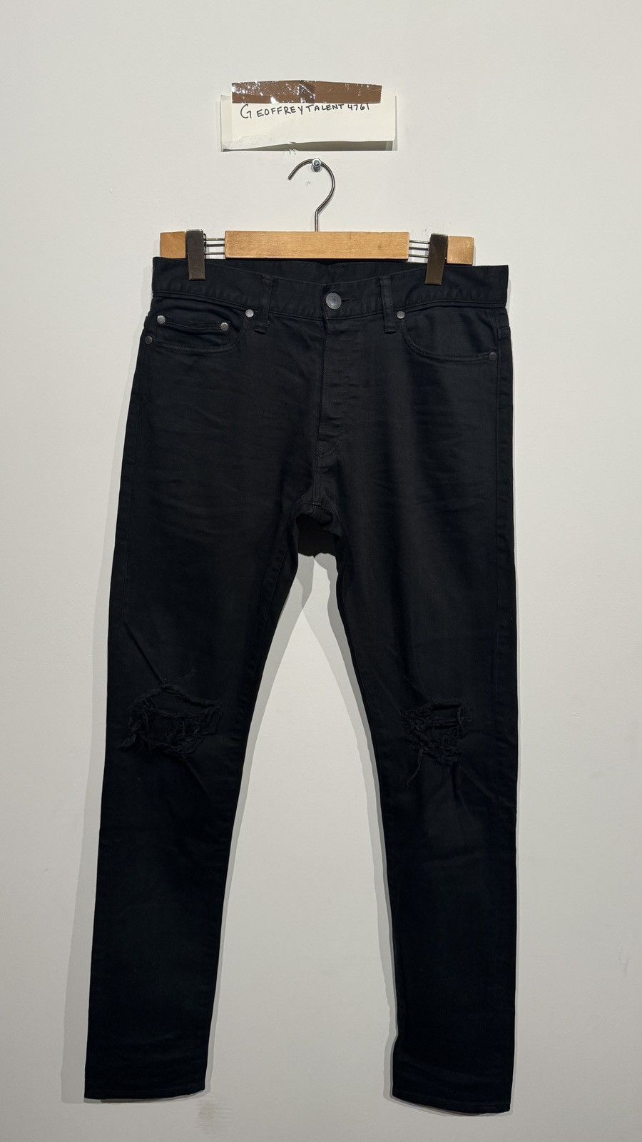 John Elliott John Elliott The Cast 2 Distressed Skinny Jeans - Size 31 Size US 31 - 1 Thumbnail