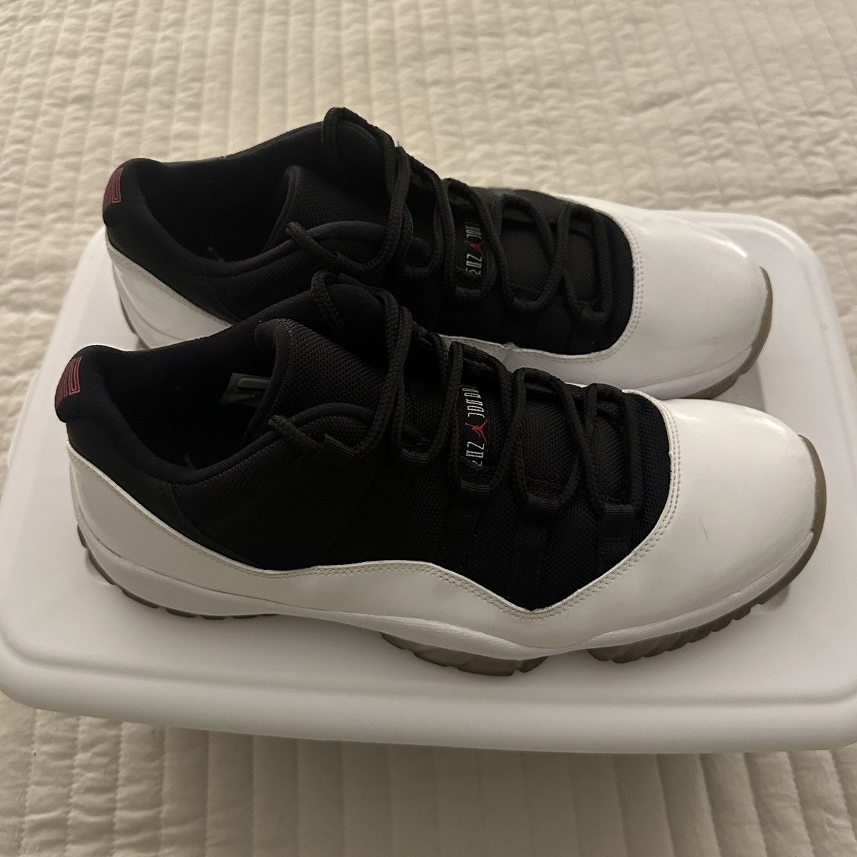 Jordan Brand Jordan 11 Low Tuxedo Sneakers Size 11.5 Black White Size US 11.5 / EU 44-45 - 4 Thumbnail