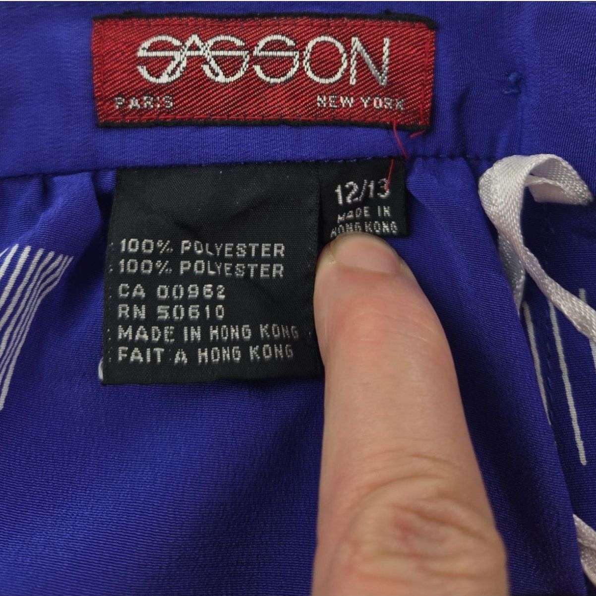 Other Sasson | Vintage A-Line Blue & White Graphic Skirt | 12/13 Size 29" - 3 Thumbnail
