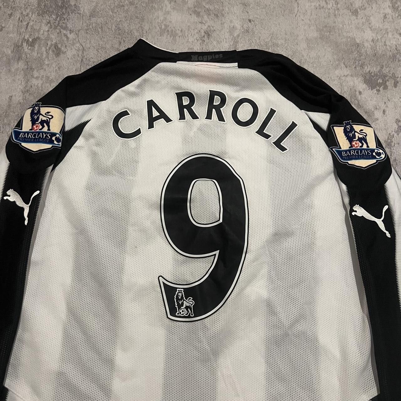未使用　タグ付き　10-11 Newcastle 9番CARROLLＰＵＭＡ　M 2010-11 Newcastle *9 Carroll Home Puma Football