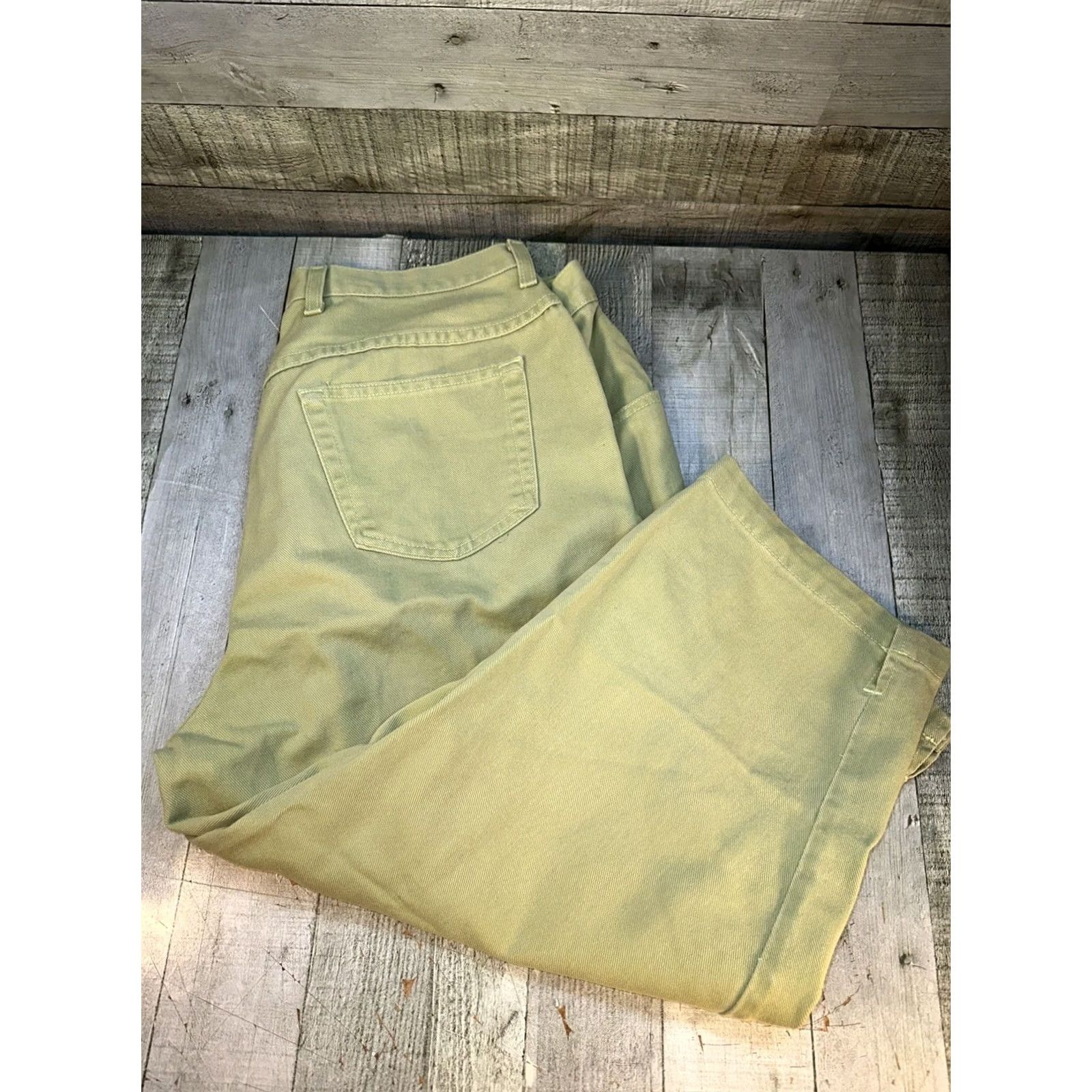 Vintage Newport News Jeanology Wide Leg Capris Size 18 Khaki Beige Vintage Y2K Casual Pants Women's Capris Pant Size 40" / US 18 - 3 Thumbnail