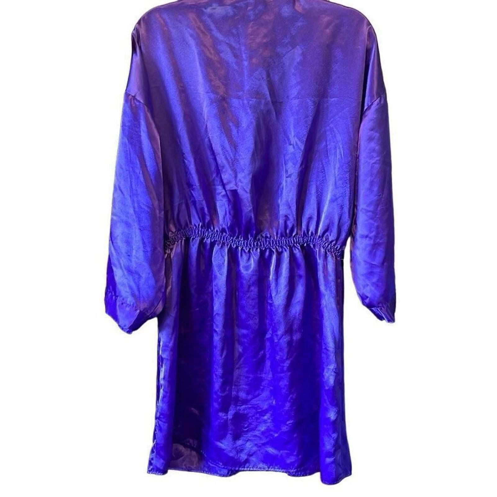 Designer Vintage Victoria's Secret gold label robe purple Size ONE SIZE - 3 Thumbnail