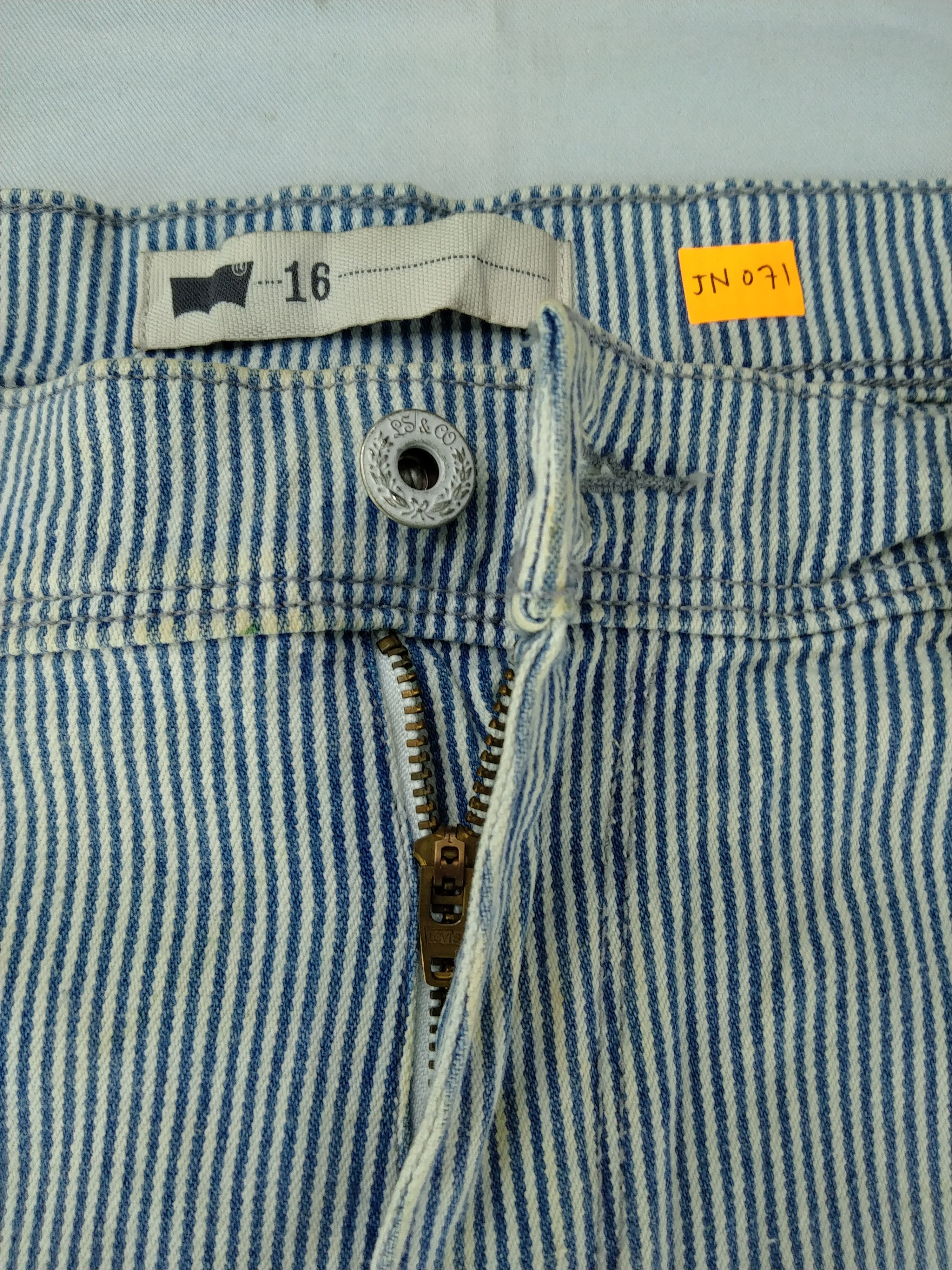 Levi's Distressed Levi's Stripes Denim 37 x 10.5 -JN071 Size US 37 - 5 Thumbnail