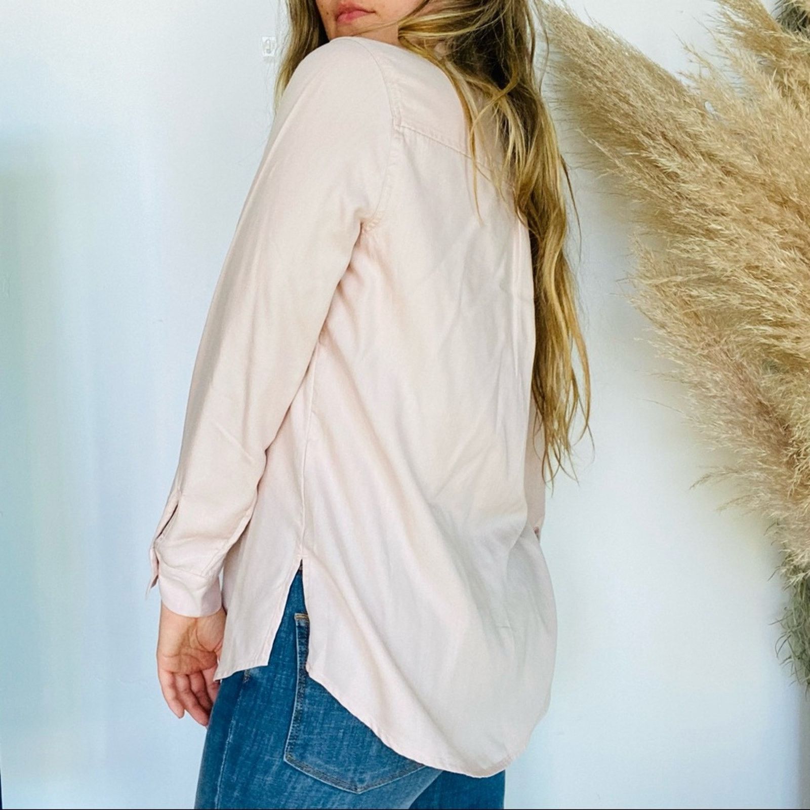 Old Navy NEW OLD NAVY Blush Soft Pink Tencel Button Shirt Top Blouse Size M / US 6-8 / IT 42-44 - 4 Thumbnail