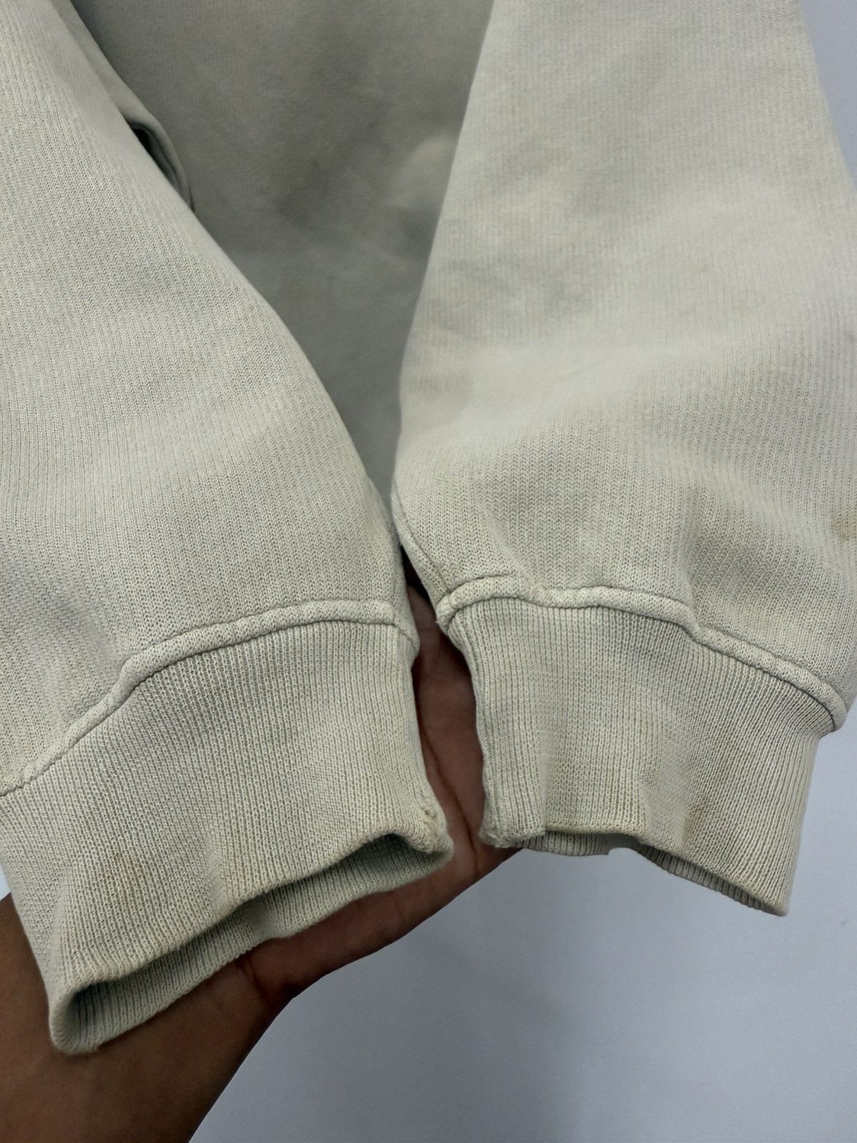 Sun Surf 🔥 Vtg 70's Bear Surfwear Distressed Sweatshirt - L Size US L / EU 52-54 / 3 - 7 Thumbnail