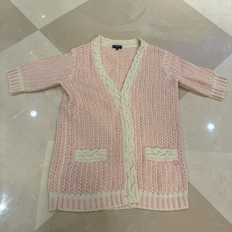 Chanel Chanel Pink knitted cardigan coat Size XXS / US 00 / IT 34 - 1 Thumbnail