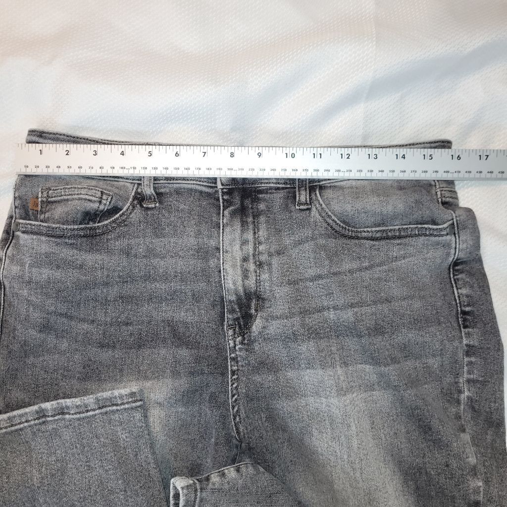 Judy Blue Women's Judy Blue Gray Slim Fit Skinny Jeans Size 13 Size 31" - 9 Thumbnail