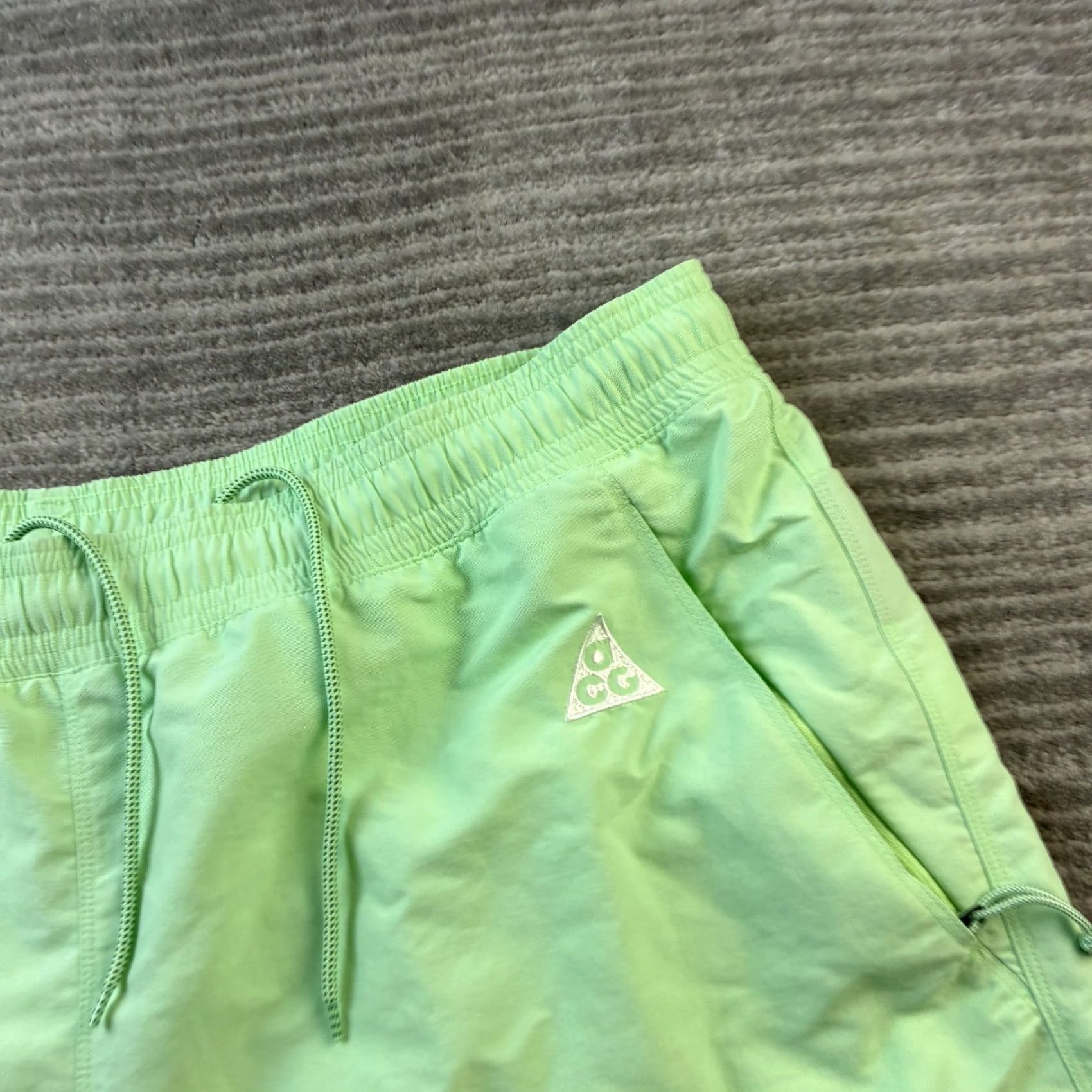 Nike Nike ACG Shorts Mens LT Large Tall Green Reservoir Goat Brief Lined Outdoors - Classic Athletic Style Size US 33 - 3 Thumbnail