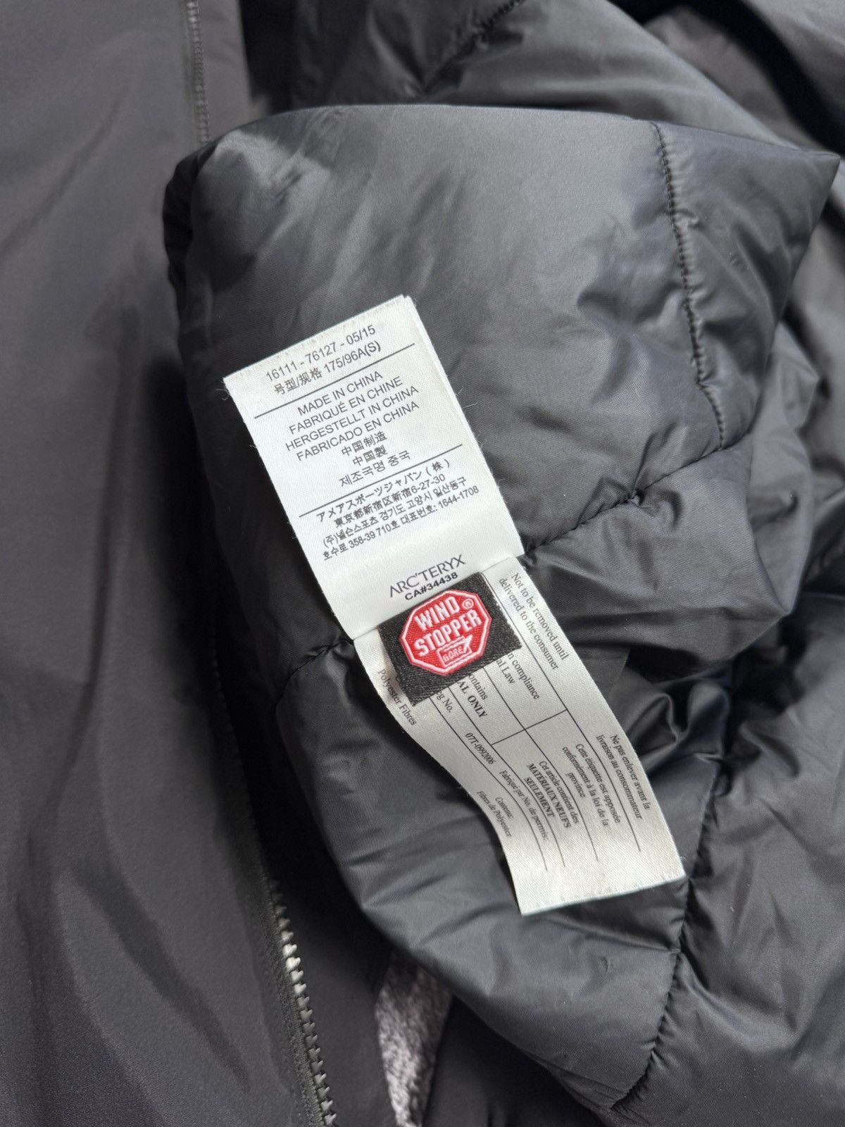 Arc'teryx Arc'teryx Windstopper Insulated Jacket — Black Size US S / EU 44-46 / 1 - 13 Thumbnail
