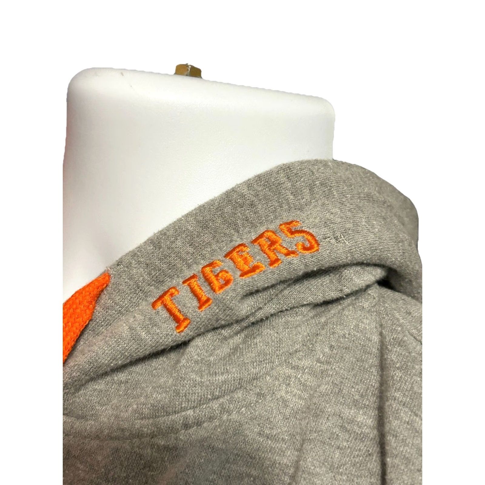 Vintage VTG Clemson University Tigers Hoodie Adult Medium Gray Orange Stitched Front Size US M / EU 48-50 / 2 - 5 Thumbnail