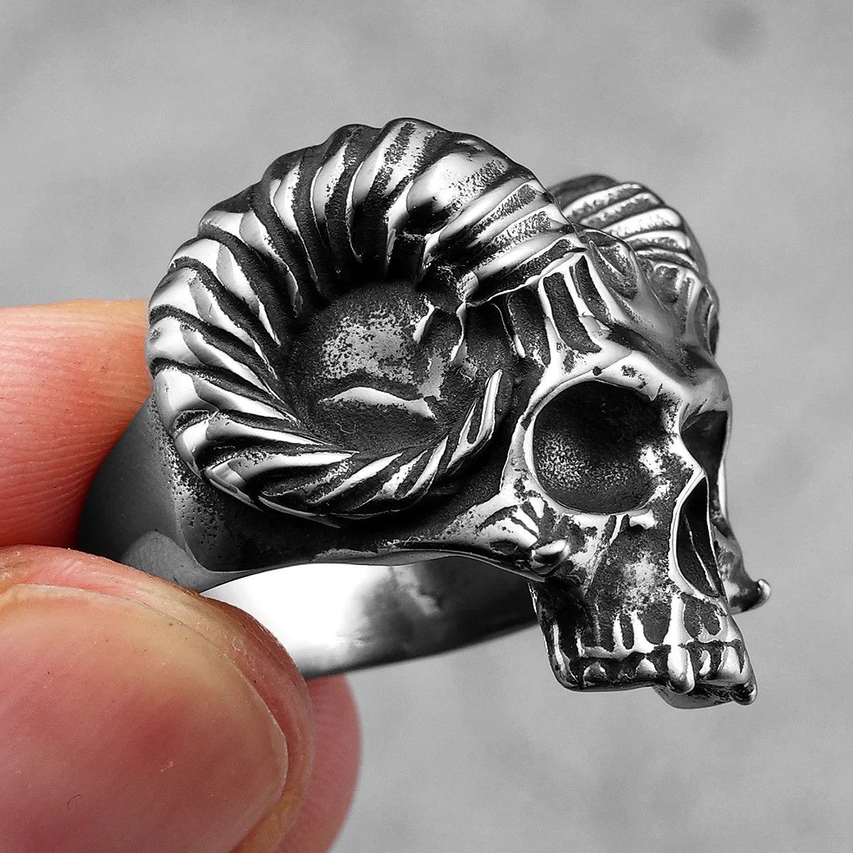 Vintage Gothic Satan Skull Men Ring Size ONE SIZE - 3 Thumbnail