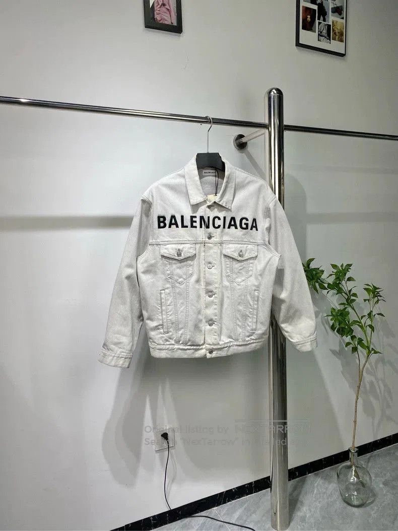 Balenciaga Balenciaga Distressed Denim Jacket with Logo. Size US S / EU 44-46 / 1 - 1 Thumbnail