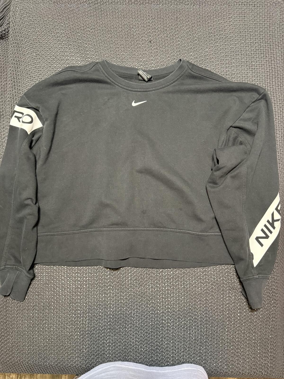 Nike Nike Dri-FIT Black Sweatshirt Size Small Size S / US 4 / IT 40 - 2 Thumbnail