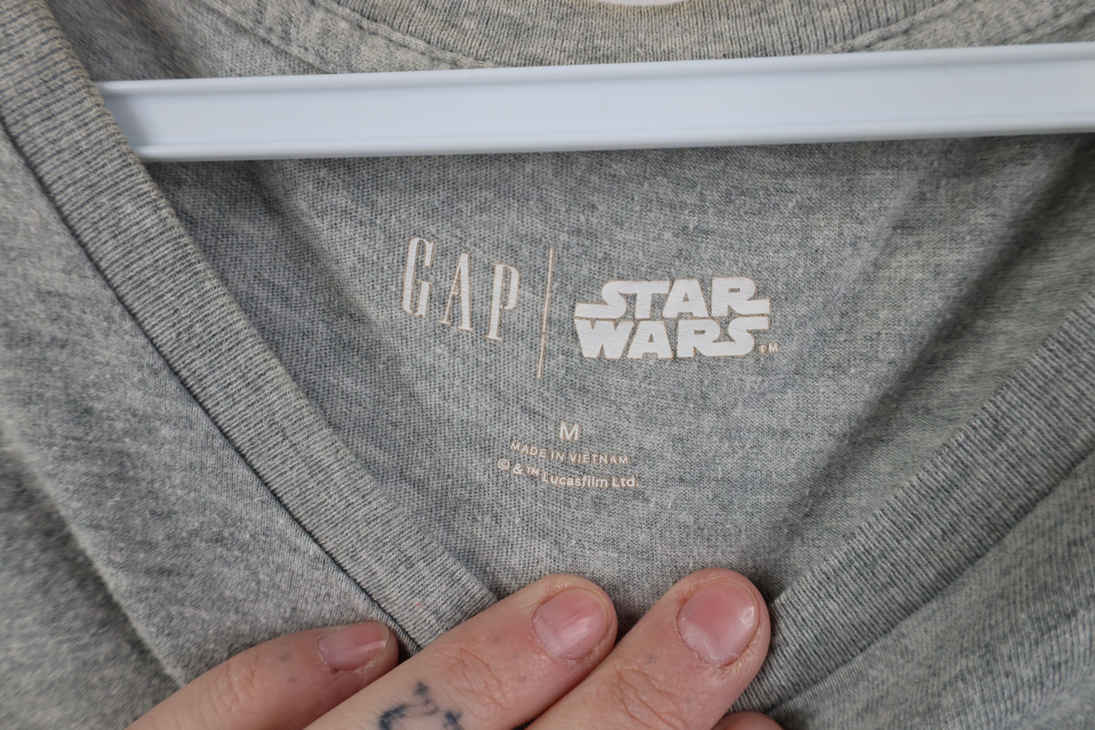 Gap Vintage Y2K GAP x Star Wars Stormtroopers T-Shirt Gray Size US M / EU 48-50 / 2 - 6 Thumbnail
