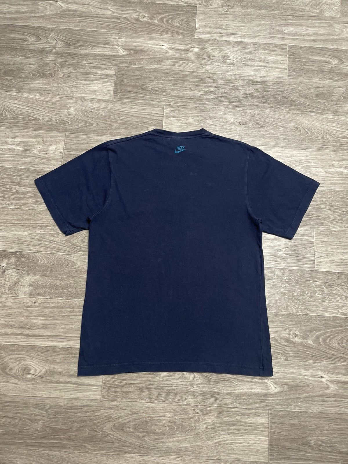 Nike Vintage Nike Big Logo Y2K T-Shirt Size US M / EU 48-50 / 2 - 14 Thumbnail