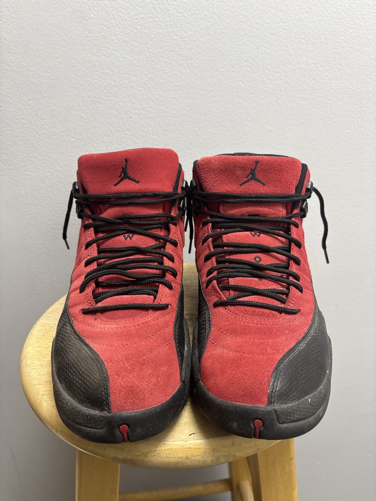 Jordan Brand Air Jordan 12 Reverse Flu Game Size US 11 / EU 44 - 4 Thumbnail