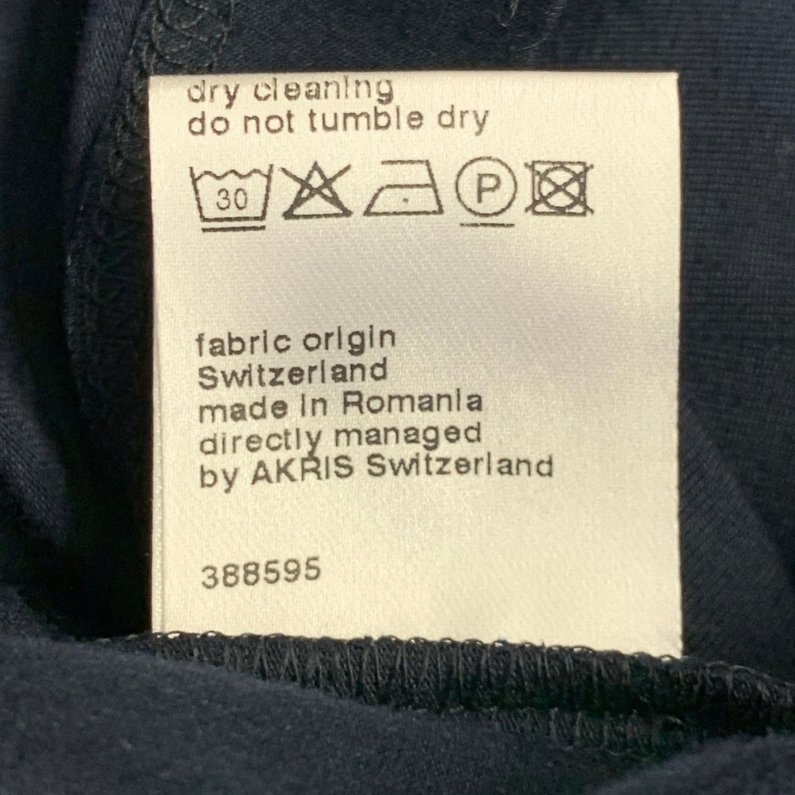 Akris Size 14 Navy Modal Blend Collarless 1/4 Zip Pullover Size XL / US 12-14 / IT 48-50 - 8 Thumbnail