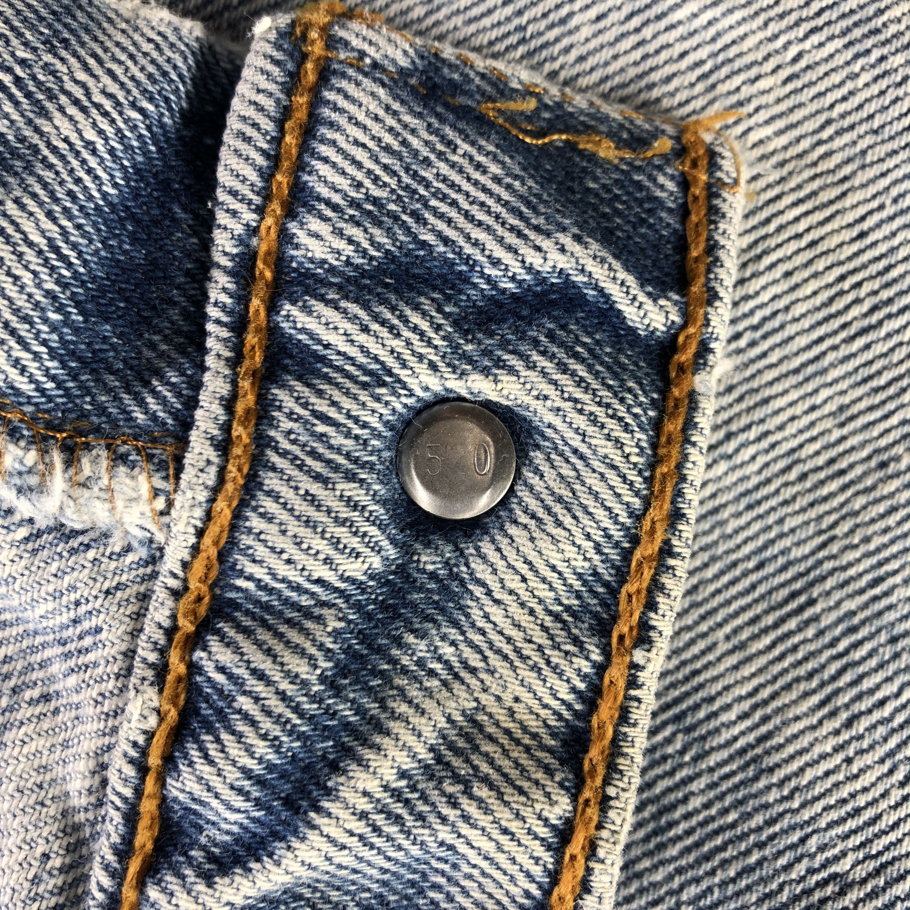 Levi's Vintage Levis 550 Jeans-J3335 Size US 35 - 14 Thumbnail