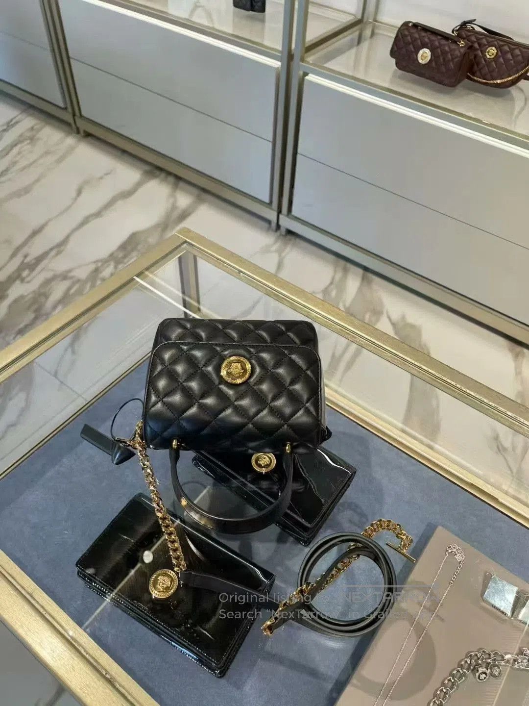 Versace Versace Medusa Black Gold Bag. Size ONE SIZE - 5 Thumbnail