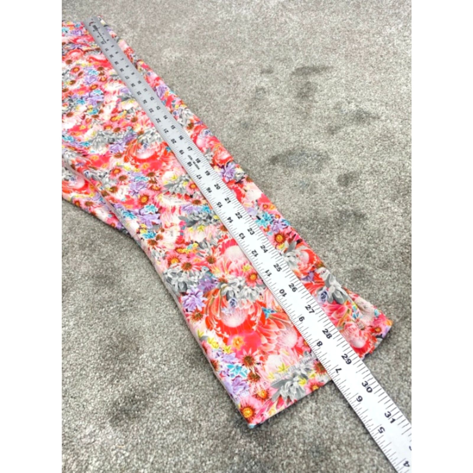 Lululemon Lululemon Wunder Under Crop Leggings Women's 10 Multicolor Flowabunga Print Cropped Activewear Size 32" / US 10 / IT 46 - 7 Thumbnail