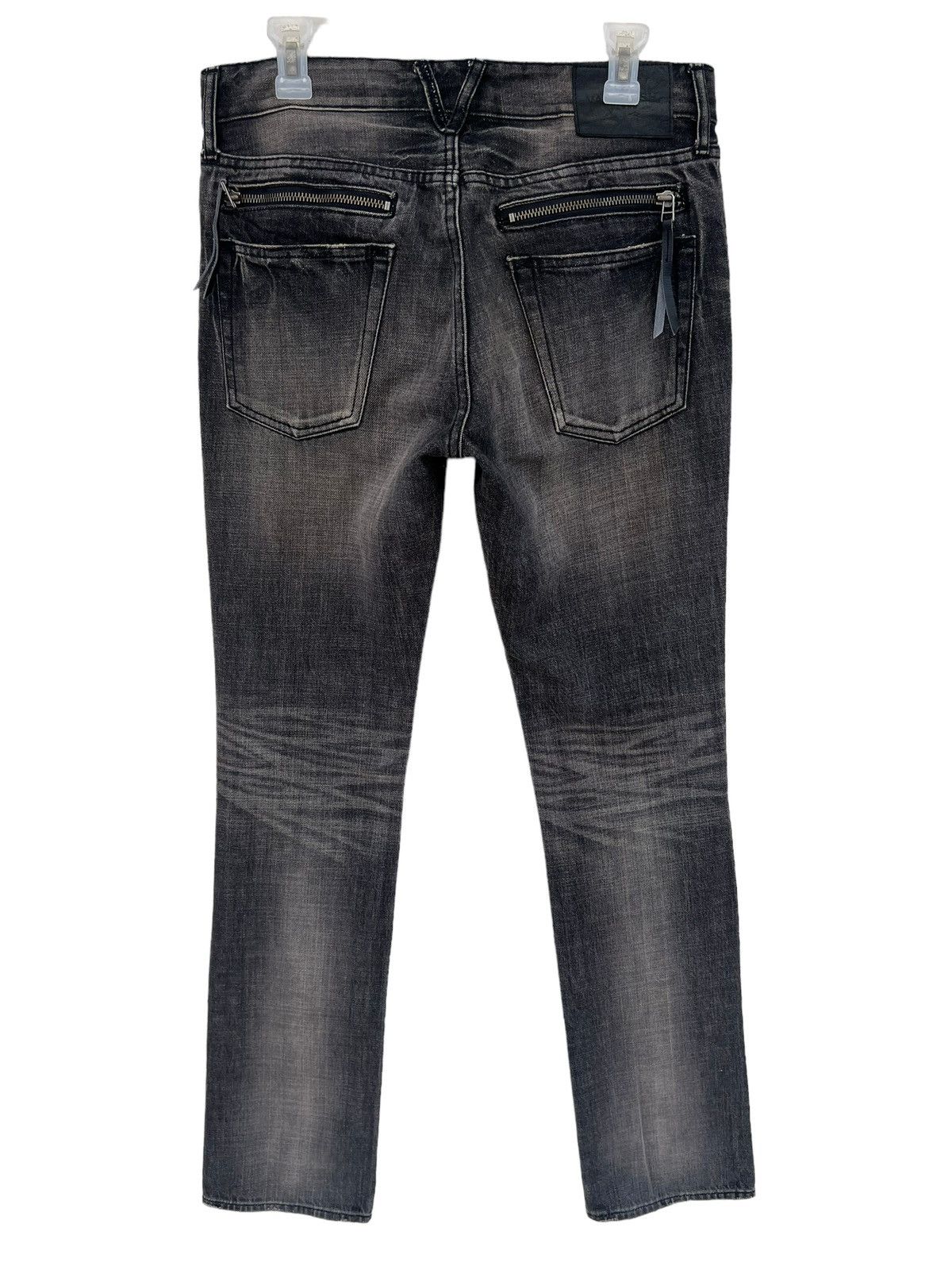 Vanquish Mud Wash Vintage Vanquish Japan Fade Black Denim Slim Jeans Size US 30 / EU 46 - 14 Thumbnail