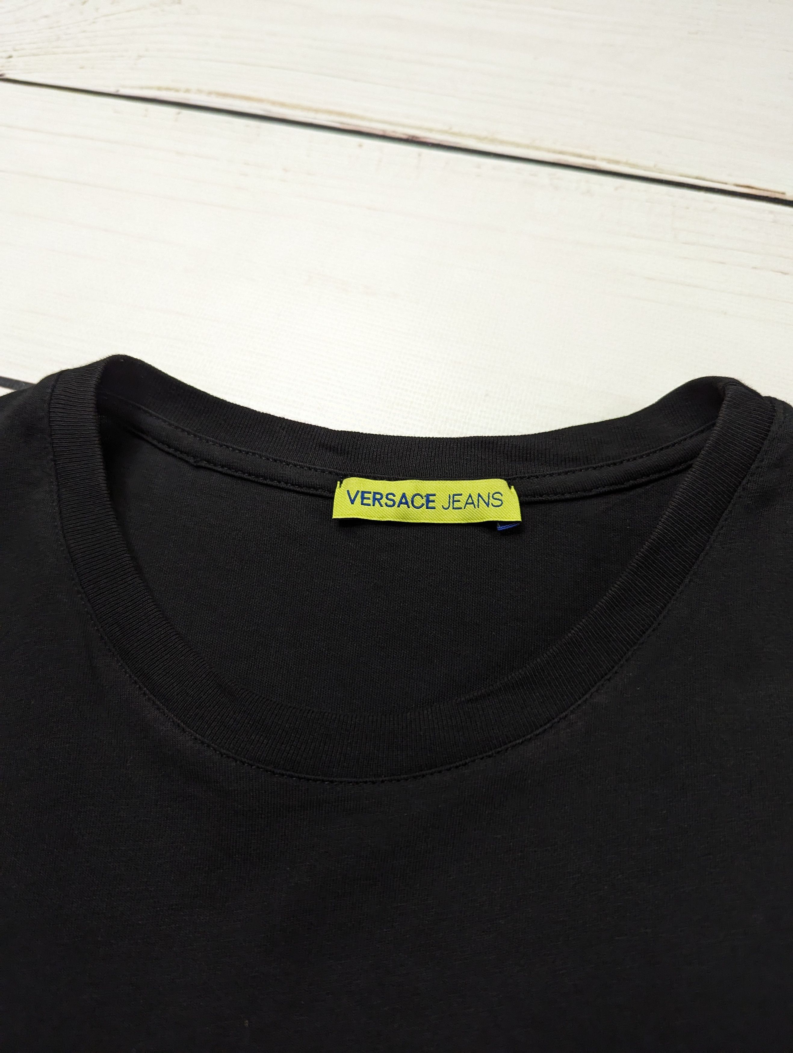 Versace × Versace Jeans Couture Versace Jeans Black Gold T-Shirt Size M Size US M / EU 48-50 / 2 - 7 Thumbnail