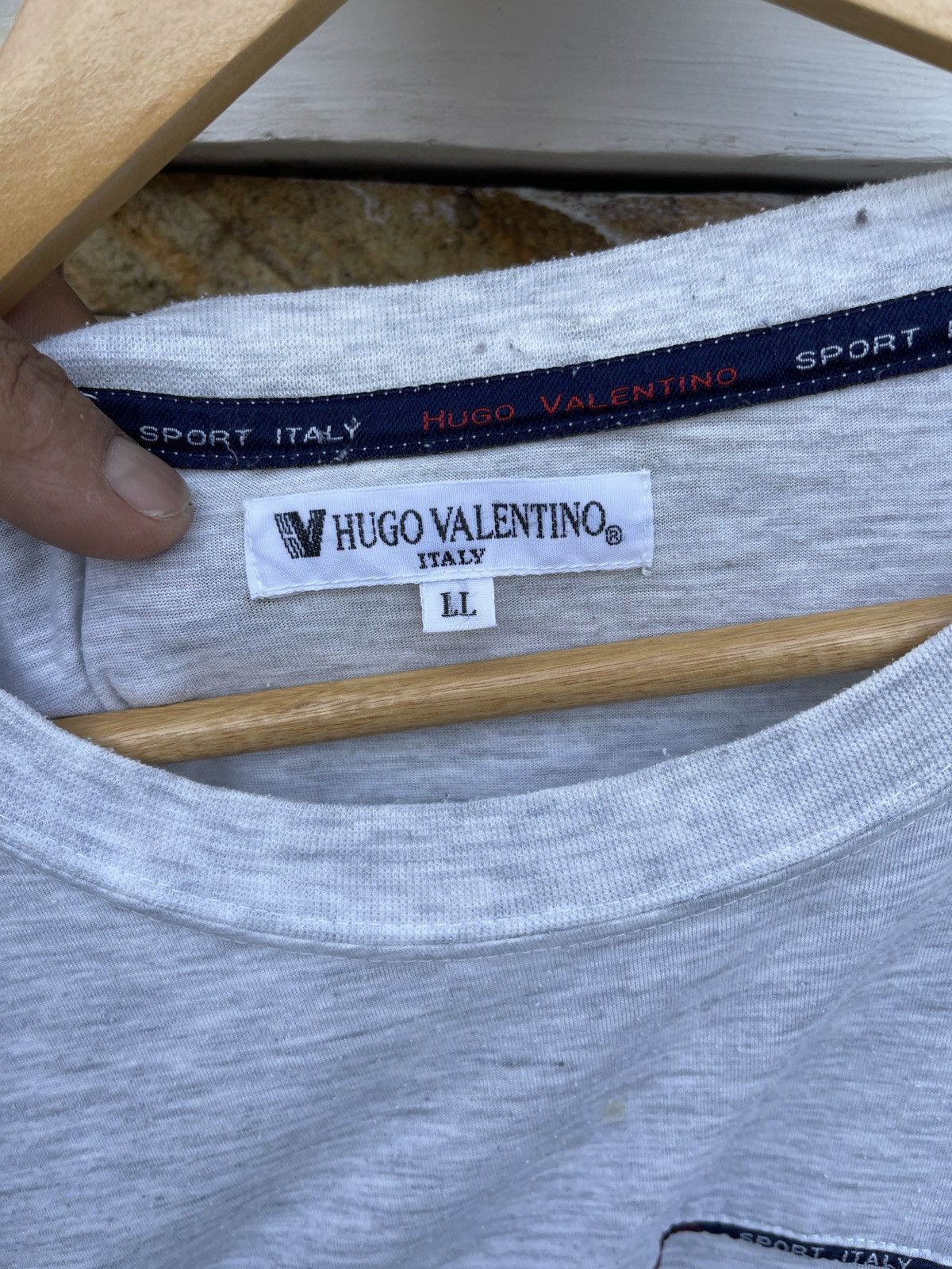 Hugo Last Drop🔥Rare🔥Vtg Hugo Valentino Sport Italy Spell Out Tee Size US XL / EU 56 / 4 - 6 Thumbnail