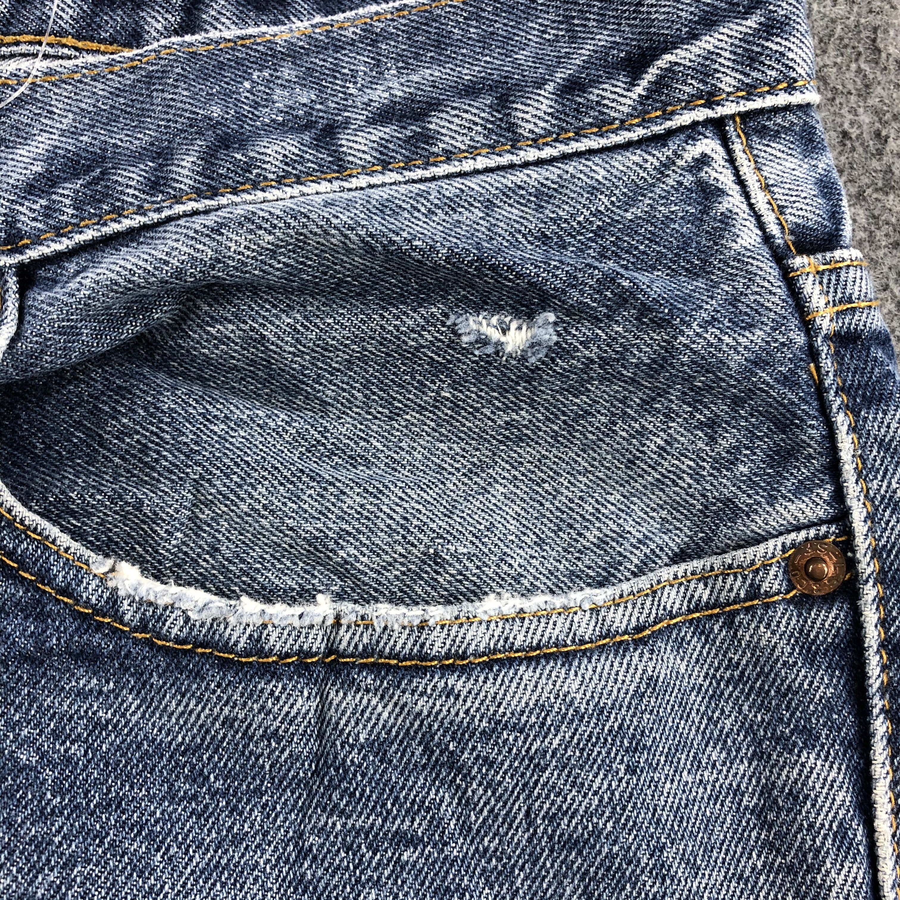 Levi's Vintage Blue Wash Levis 550 Jeans-J2061 Size US 37 - 9 Thumbnail