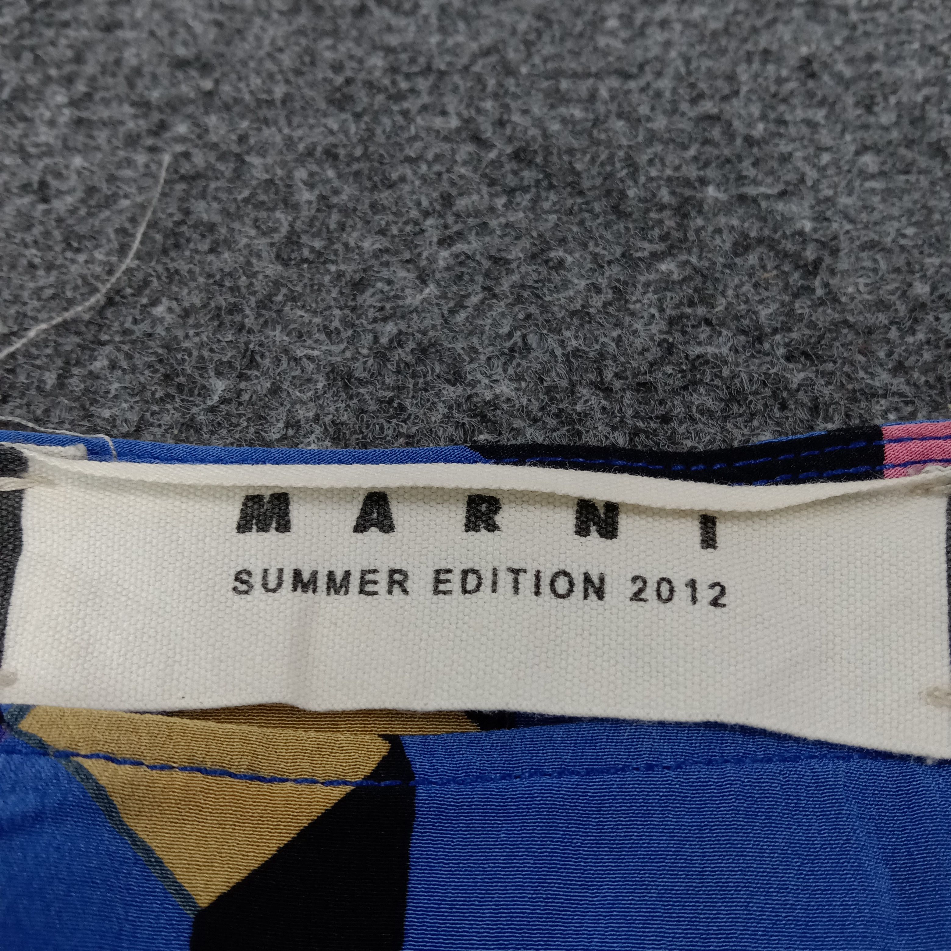 Marni Marni Printed Camisole Blouse Designer Brand C259N14 Size XXS / US 00 / IT 34 - 3 Thumbnail