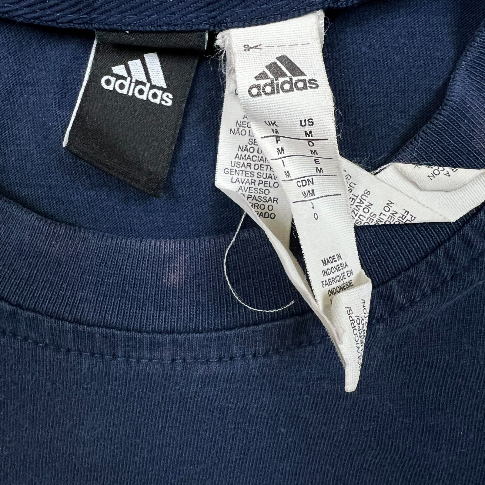 Adidas × Vintage Adidas T Shirt Medium 3 Stripe Spell Out Short Sleeve Tee Size US M / EU 48-50 / 2 - 6 Thumbnail