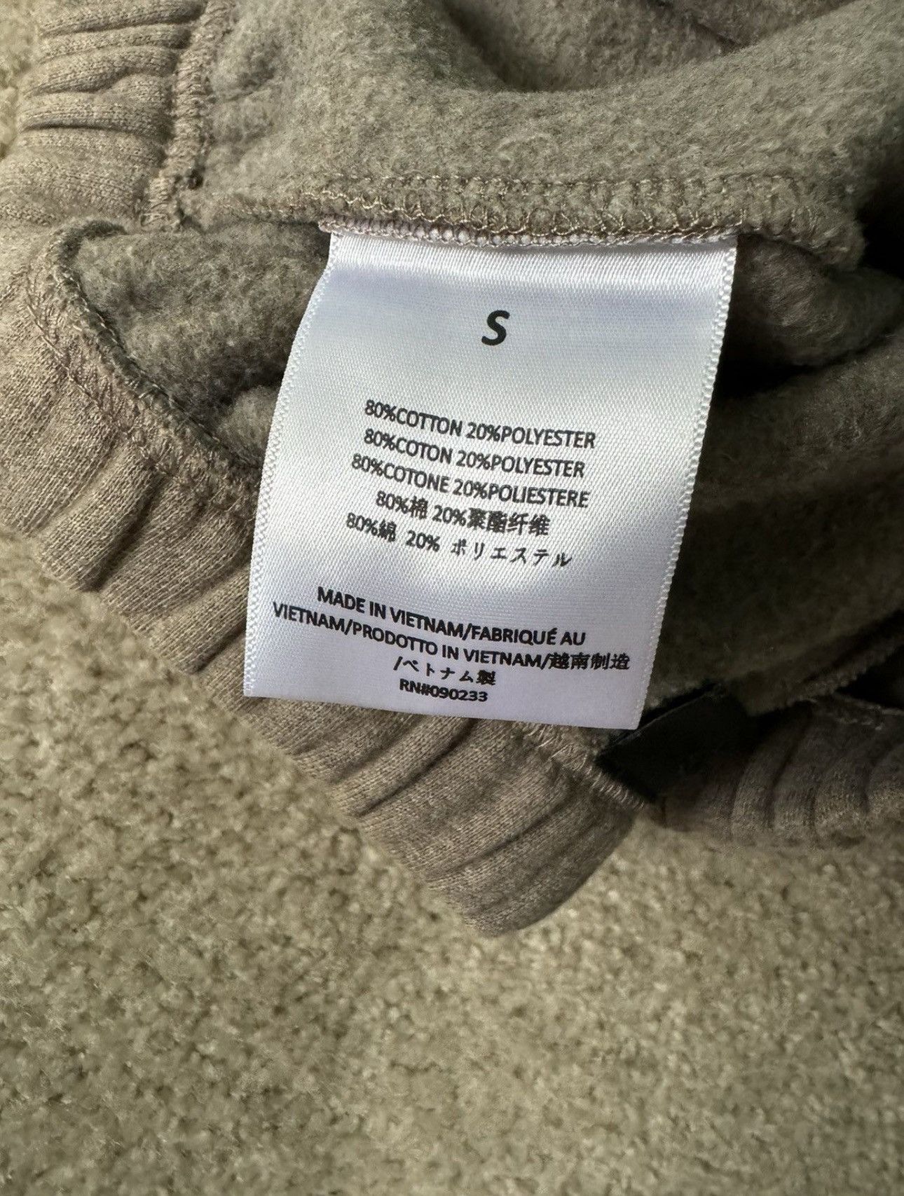 Fear of God Essentials Fear of God Grey Shorts Size US 30 / EU 46 - 4 Thumbnail