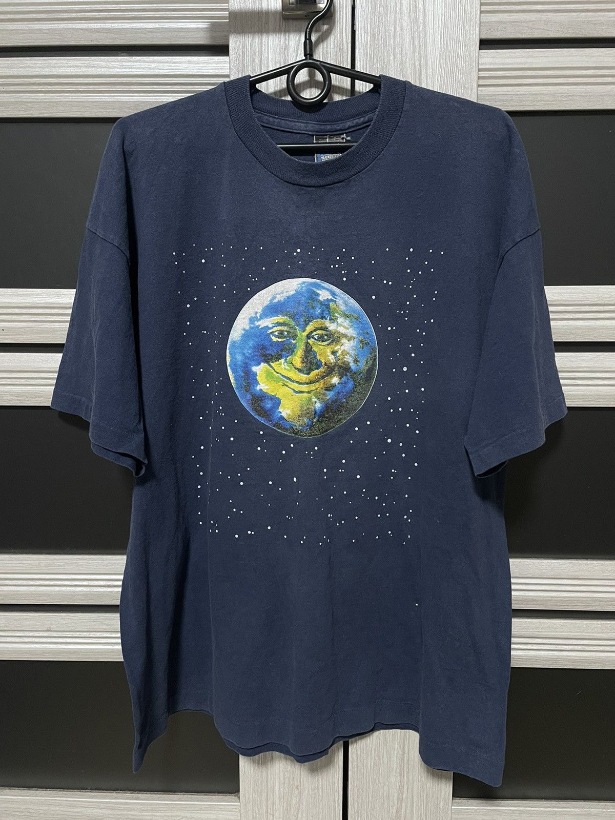 Band Tees × Vintage Vintage 80s Earth Face Graphic Tee British Airways T Shirt Size US XL / EU 56 / 4 - 1 Thumbnail