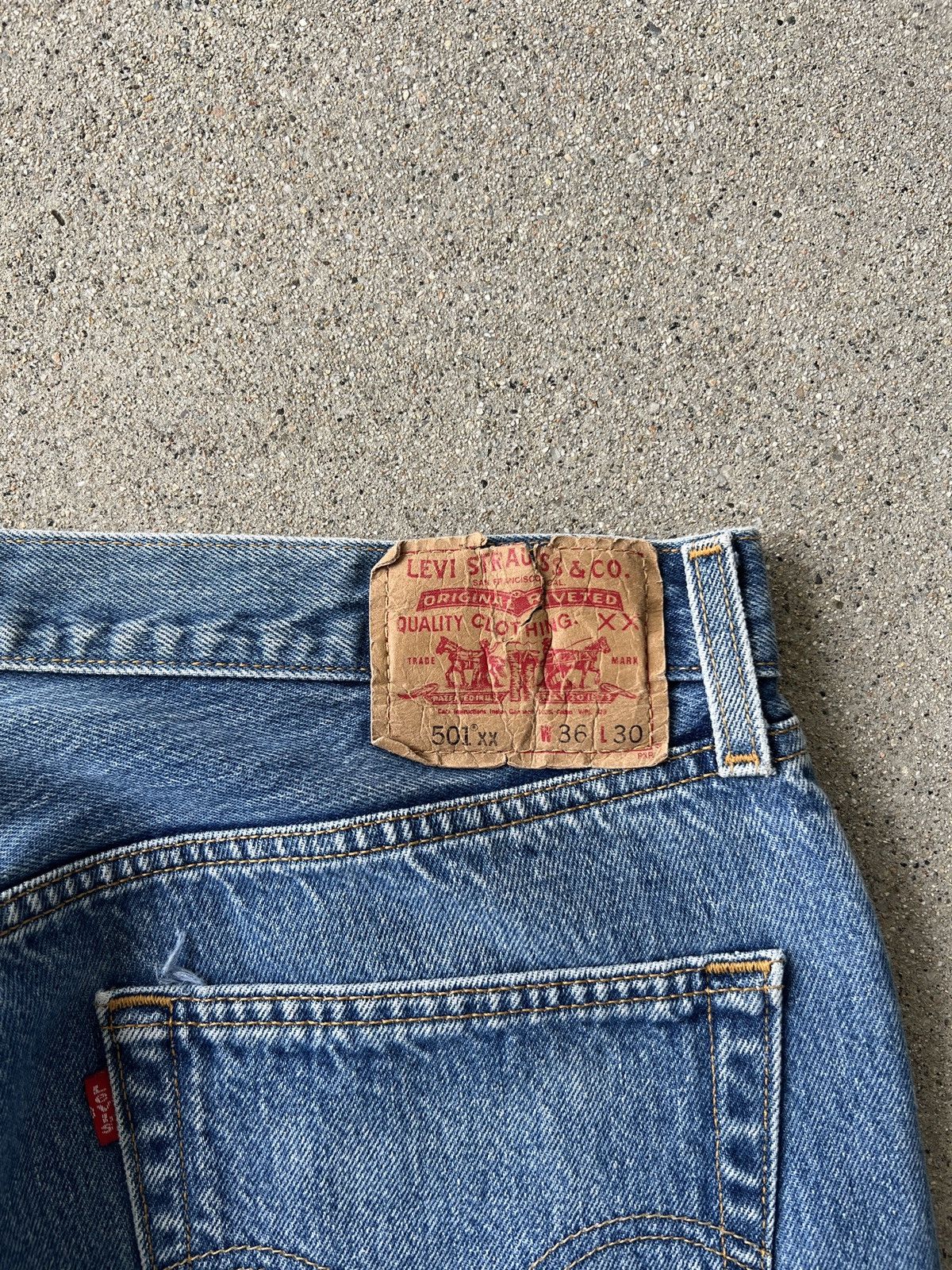Levi's Vintage 2003 Med. Indigo Levi’s 501 Relaxed Fit Jeans Sz. 36 Size US 36 / EU 52 - 3 Thumbnail