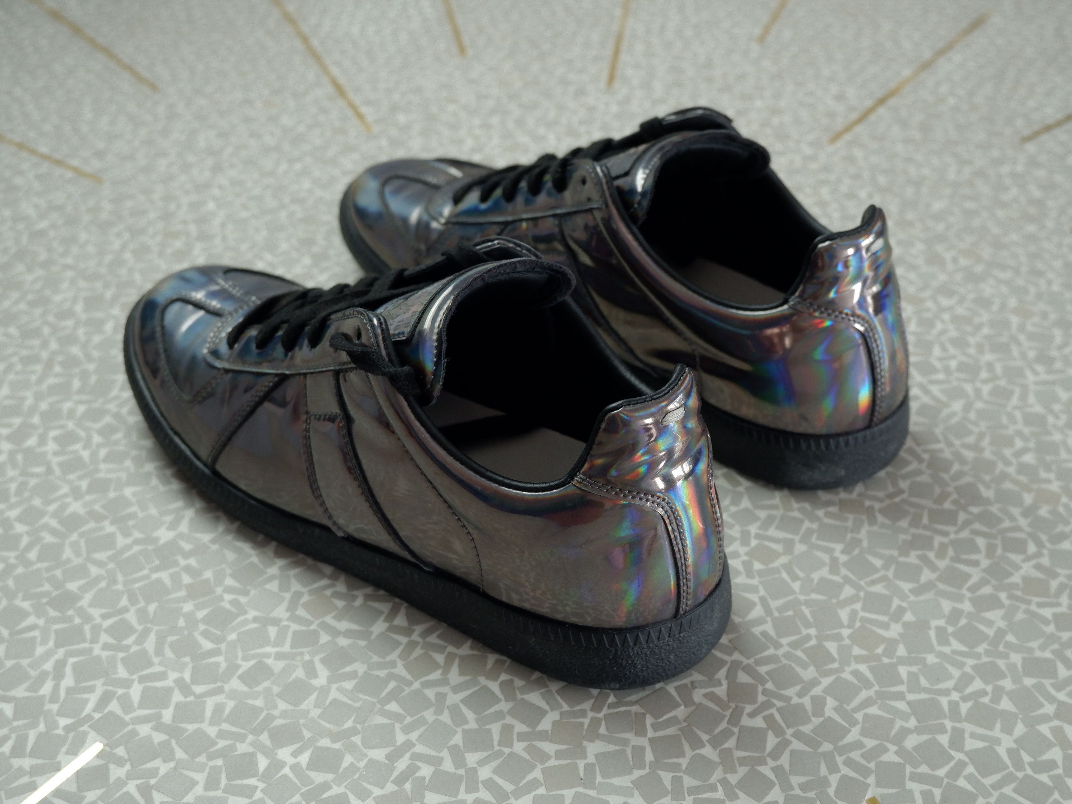 Maison Margiela Best price! Maison Margiela iridescent hologram replica Size US 8 / EU 41 - 6 Thumbnail