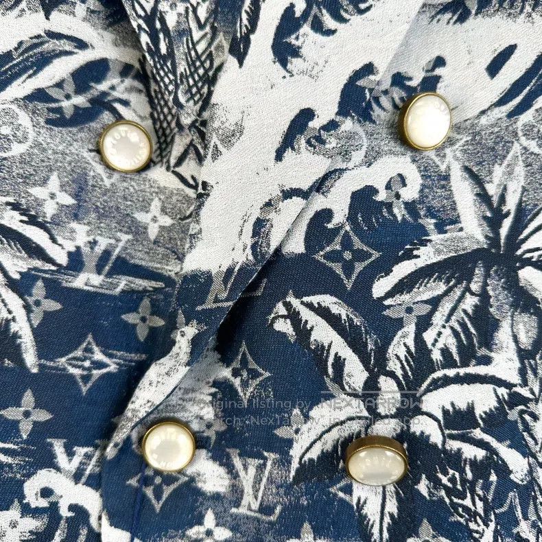 Louis Vuitton Louis Vuitton Show Beach Graffiti Print Double-Breasted Bl Size US M / EU 48-50 / 2 - 6 Thumbnail