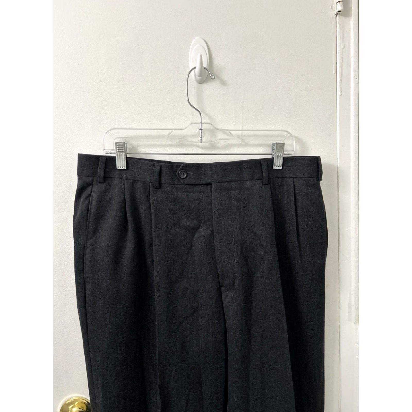 Brooks Brothers Brooks Brothers Pants Mens 35x31 Gray Wool Pleated Cuffed Straight Leg Dress Pants Size US 35 - 2 Thumbnail