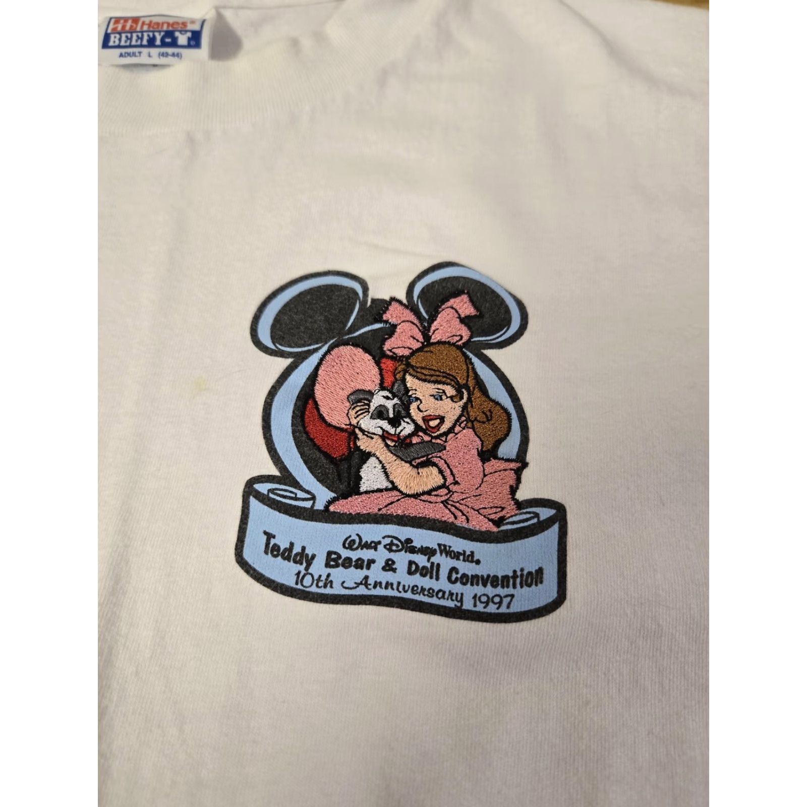Hanes VINTAGE Walt Disney World Shirt Mens Large 1997 Teddy Bear Doll Convention 90s Size US L / EU 52-54 / 3 - 2 Thumbnail