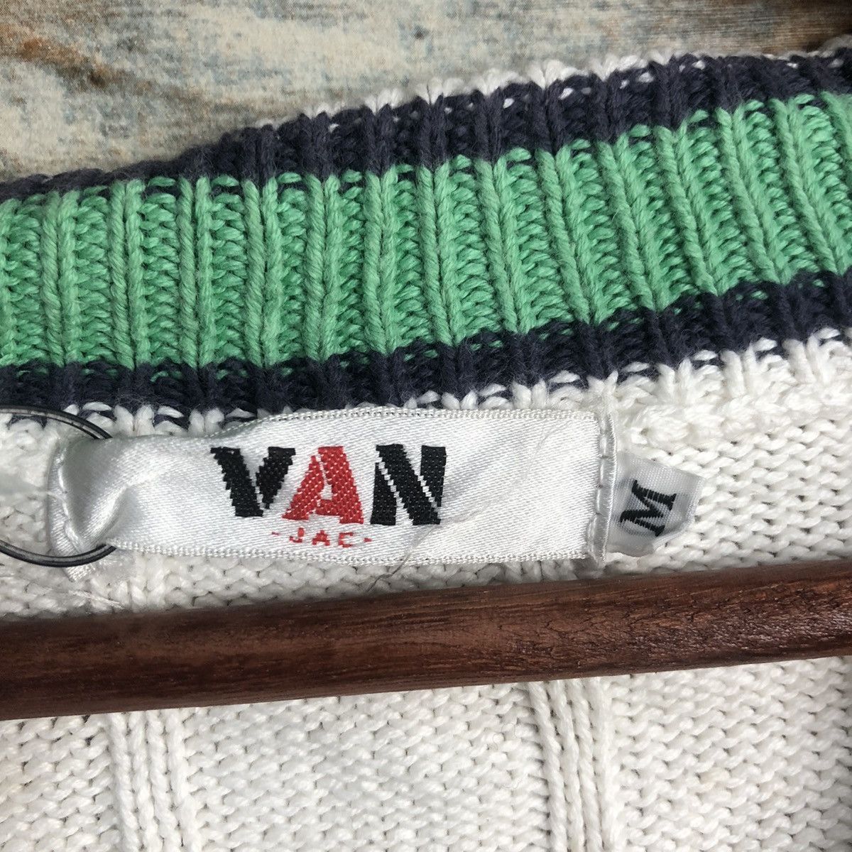 Van DL Van White Cardigan Knitwear #C589 Size US M / EU 48-50 / 2 - 11 Thumbnail
