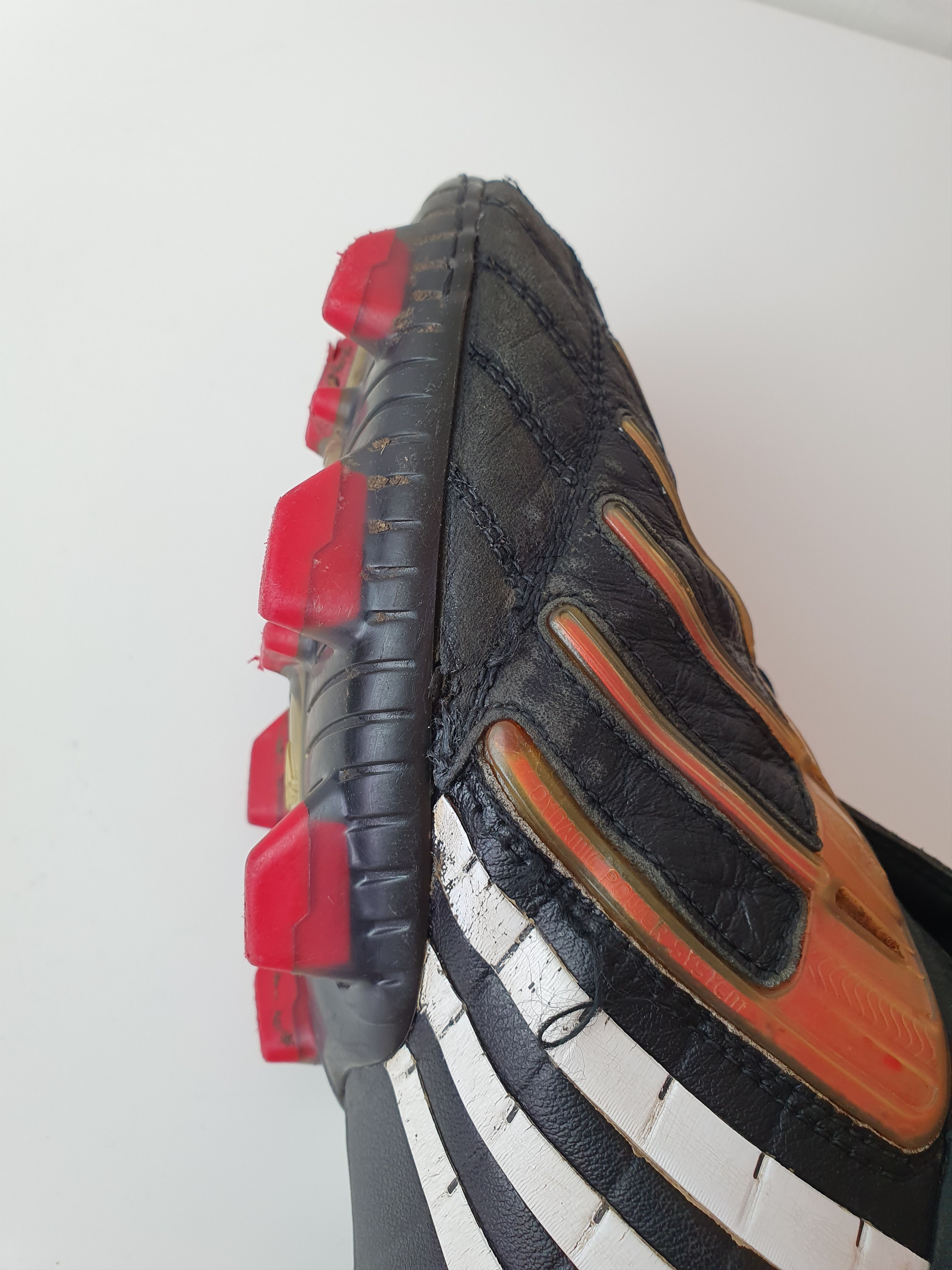 Adidas Vintage Caps Adidas Predator Powerswerve Football 2008 Size US 9 / EU 42 - 21 Thumbnail
