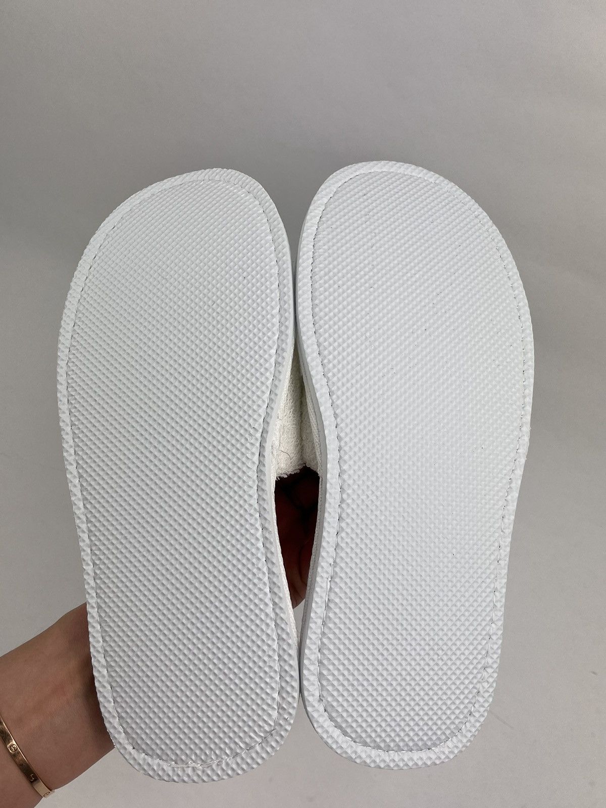 Gallery Dept. CHATEAU JOSUÉ EMBROIDERED TERRY SLIPPERS Size US 9 / EU 42 - 5 Thumbnail