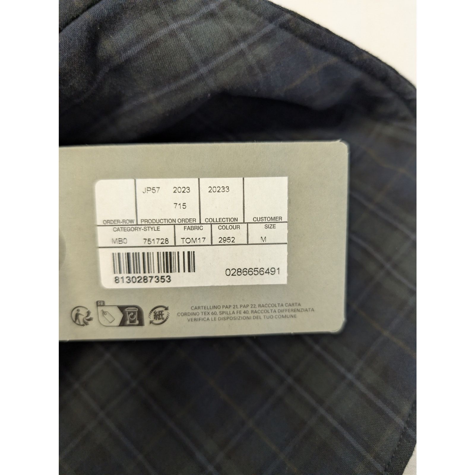 Balenciaga o1rshd1 Light Check Flannel Detachable Sleeves Shirt Size US M / EU 48-50 / 2 - 22 Thumbnail