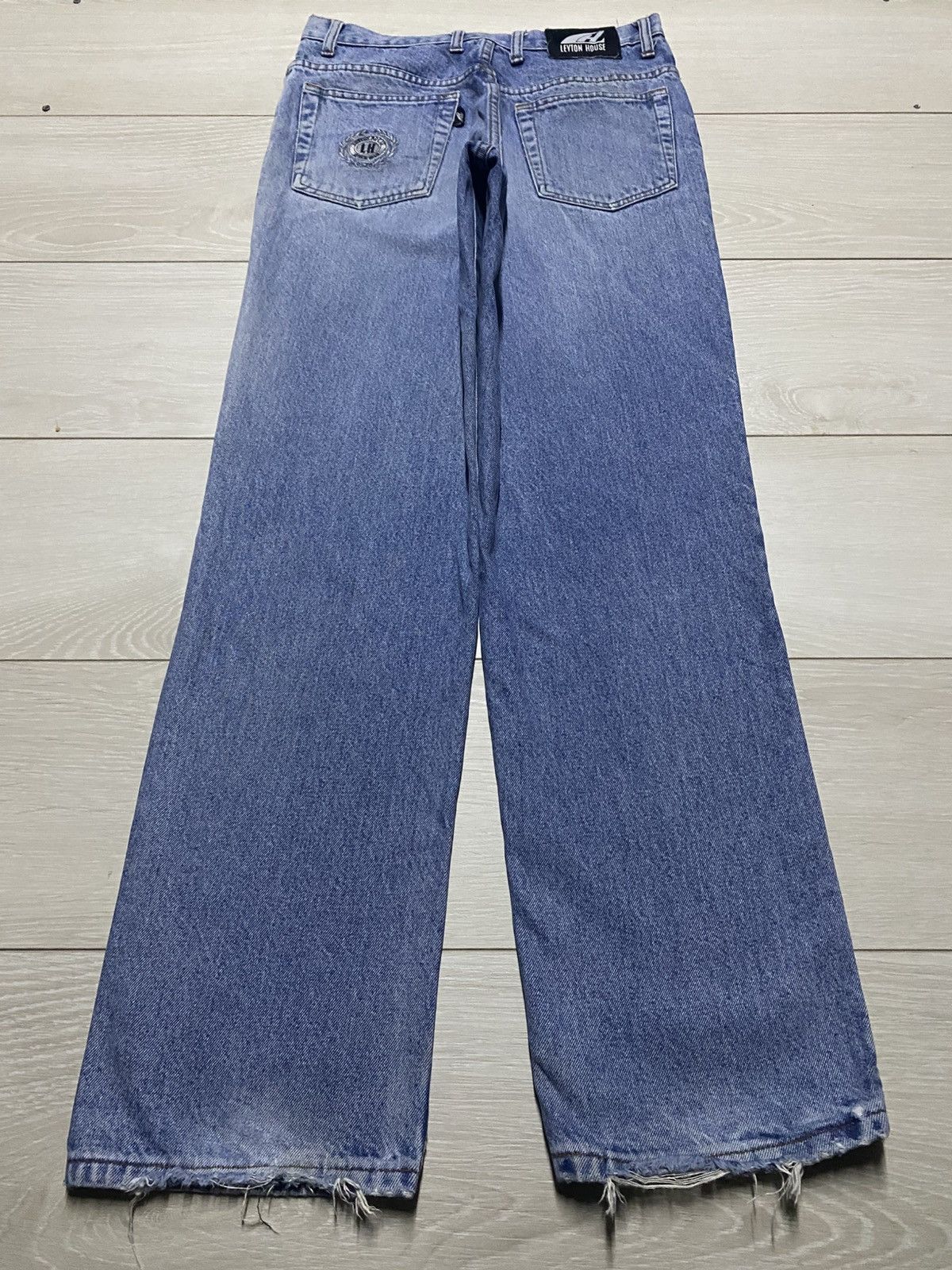 Japanese Brand Vintage Leyton House Blue Wash Relaxed Jeans Size US 28 / EU 44 - 2 Thumbnail